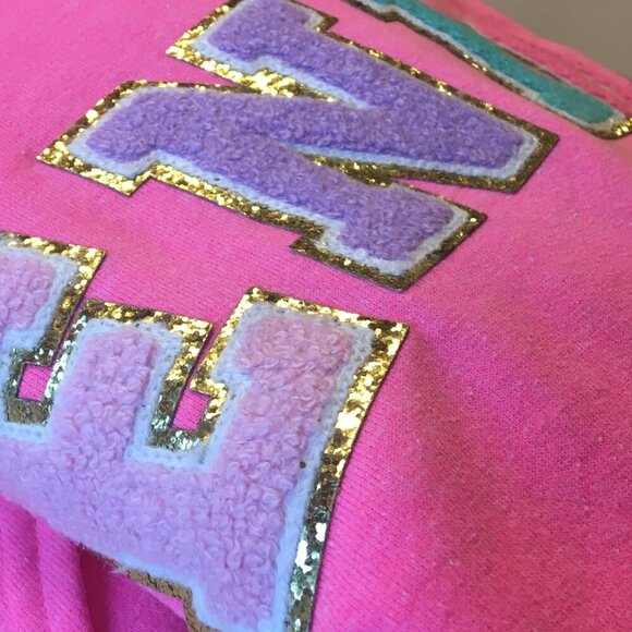 Senior Graduate Spellout Chenille Letter Hoodie Sweatshirt Pink Medium - Picture 5 of 7